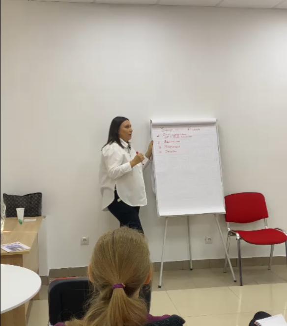 Продолжаем серию тренингов для агентов